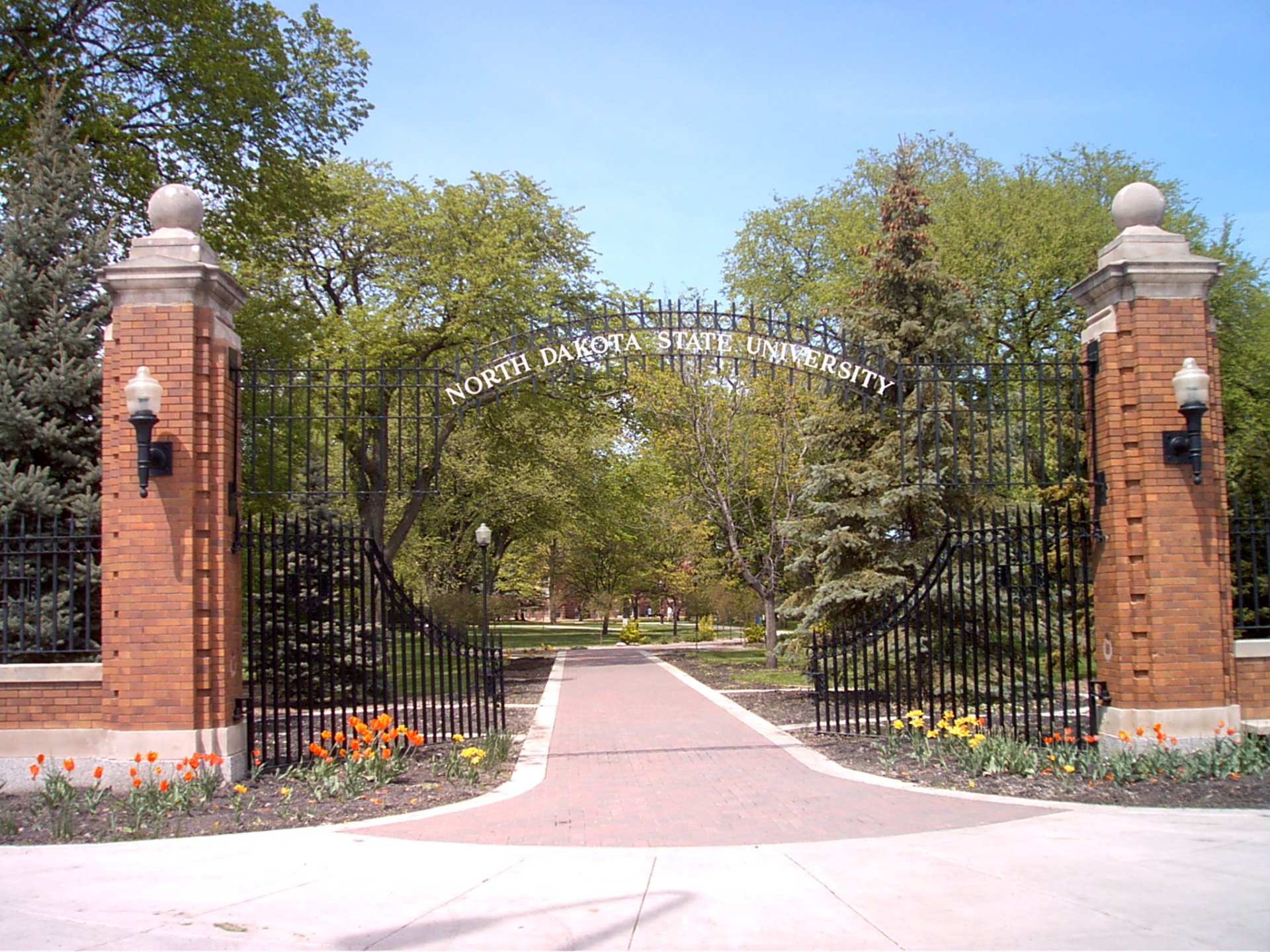 NDSU Faculty Senate Circulating Resolution Claiming Crisis Of   NDSU Gates 